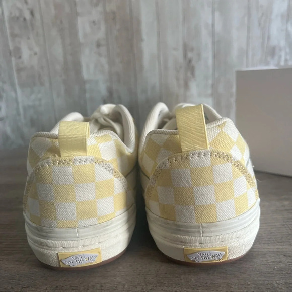 Vans Pro Checkered Lace Up Sneakers - Picture 3 of 8